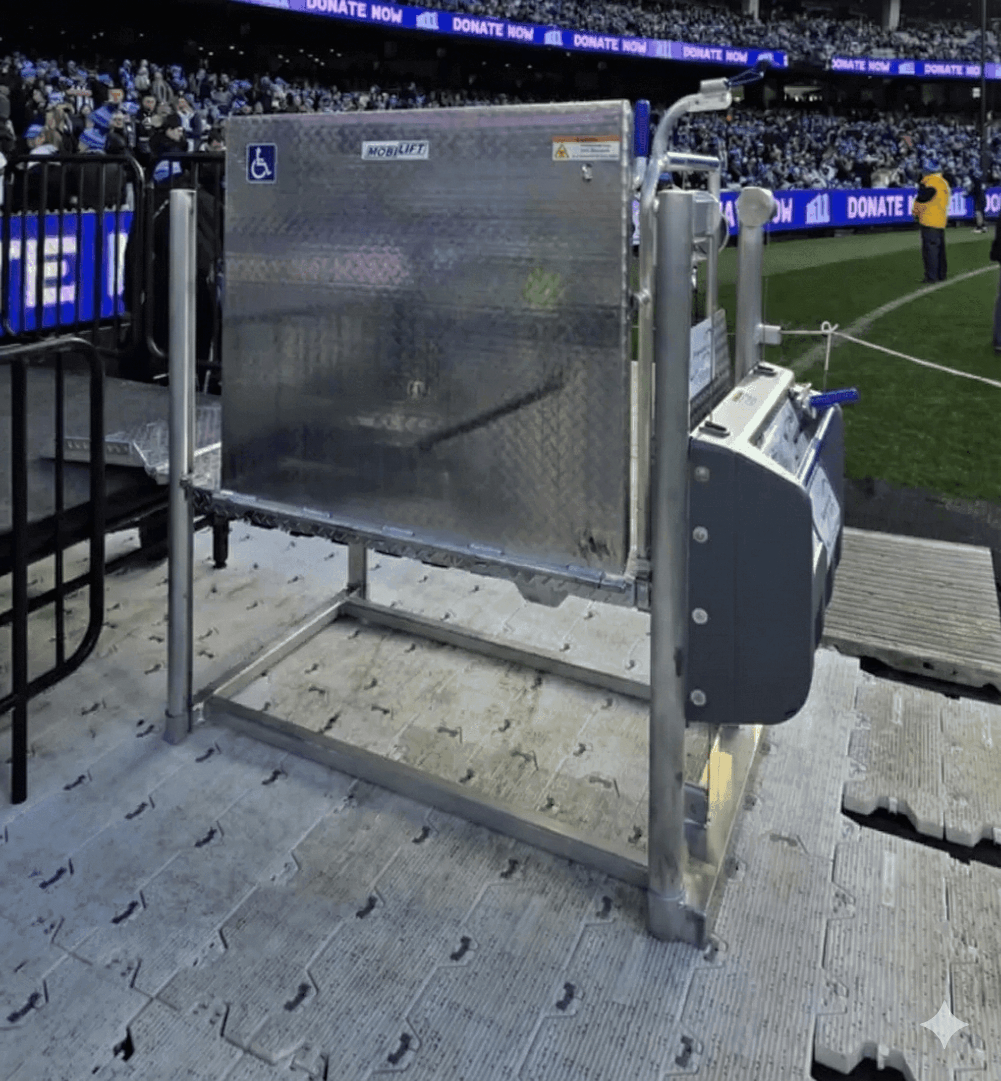 Mobilift wheelchair lift